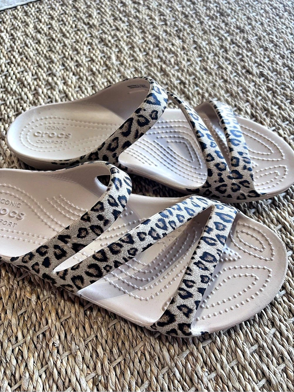 Crocs Crocband? Leopard Print Sandals US 7 Like New